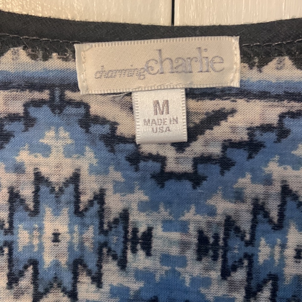 Size M Charming Charlie Aztec print shirt - Picture 2 of 4